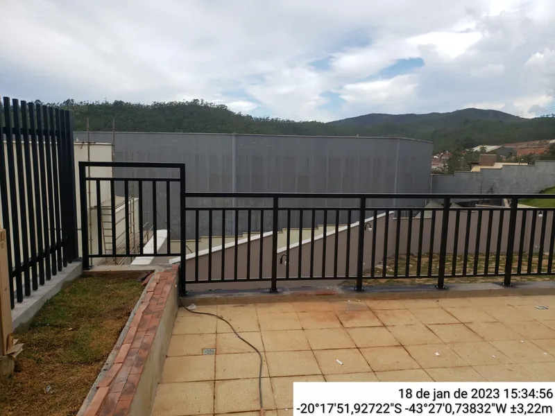 Guarda-corpo de borda em laje técnica — Área industrial